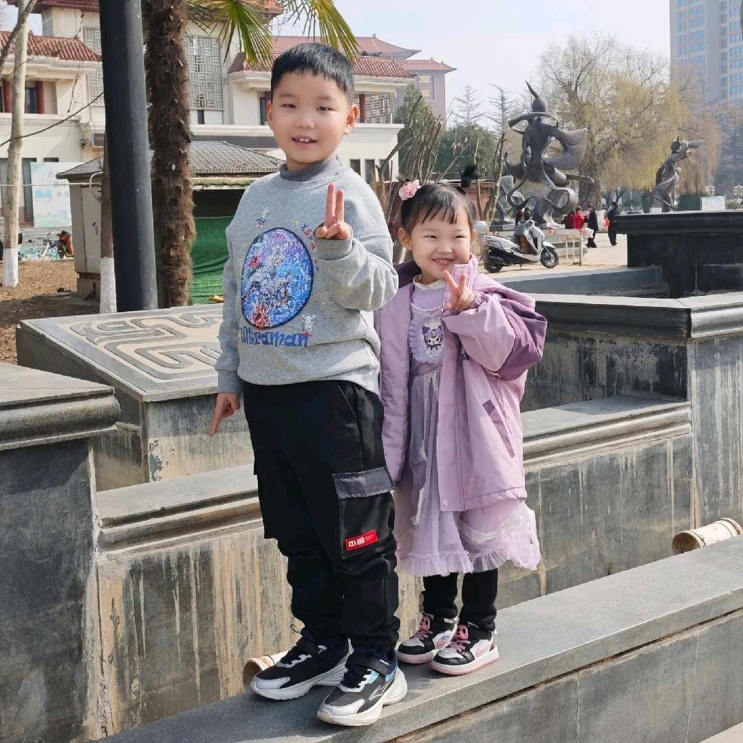 佳，睿，橙奶奶👵🏻