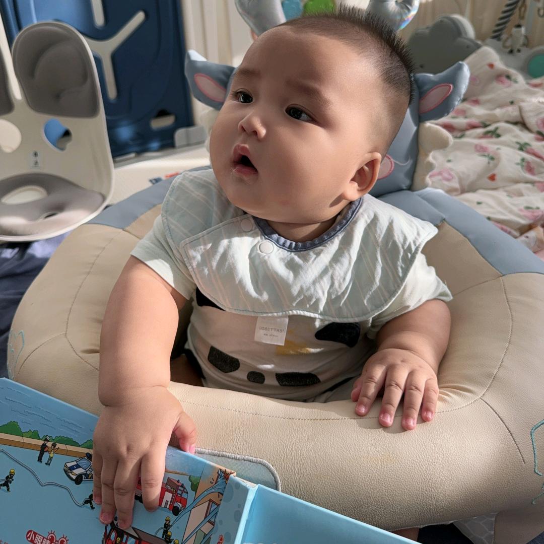 子墨爱吃饭