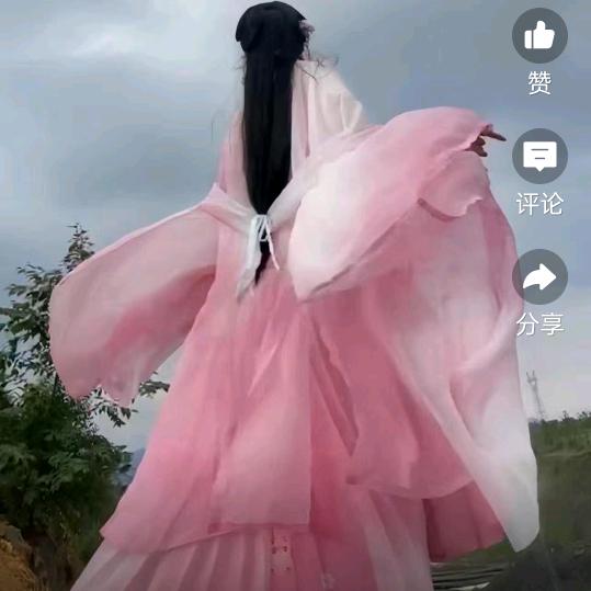 欣欣，