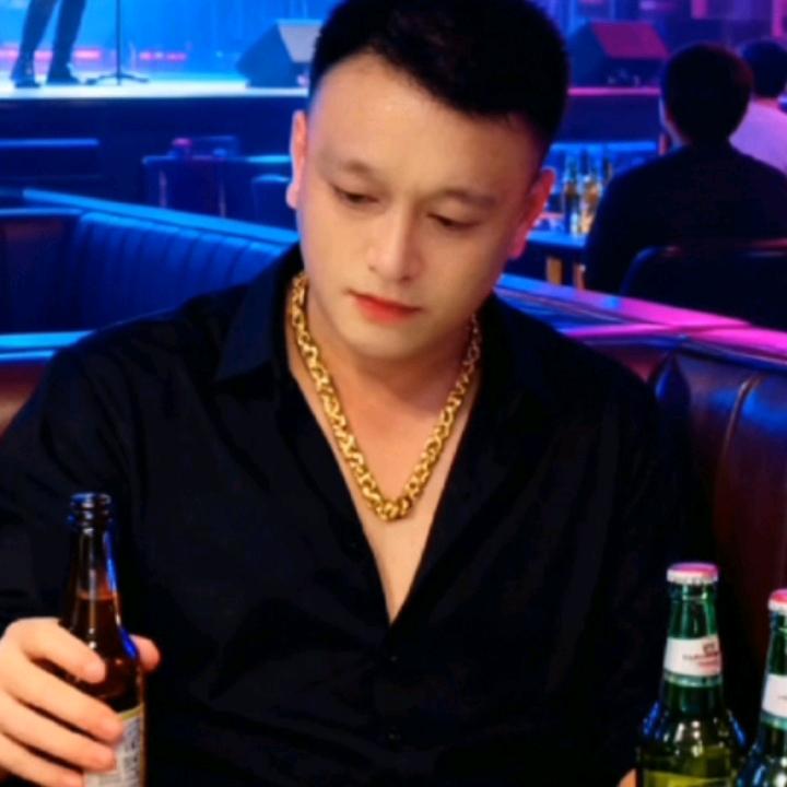 金钱哥。