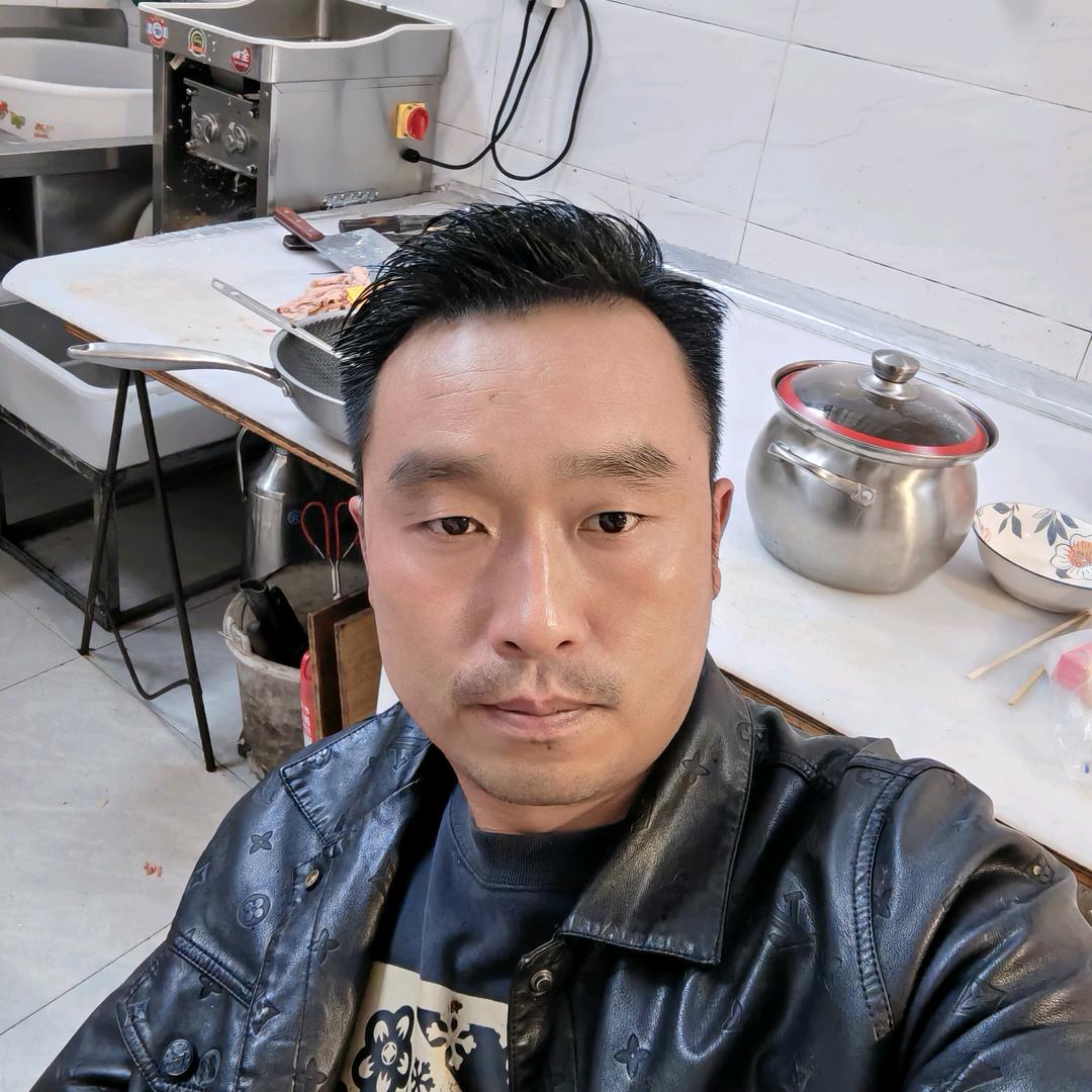 花山孙记放心鲜猪肉13号铺面