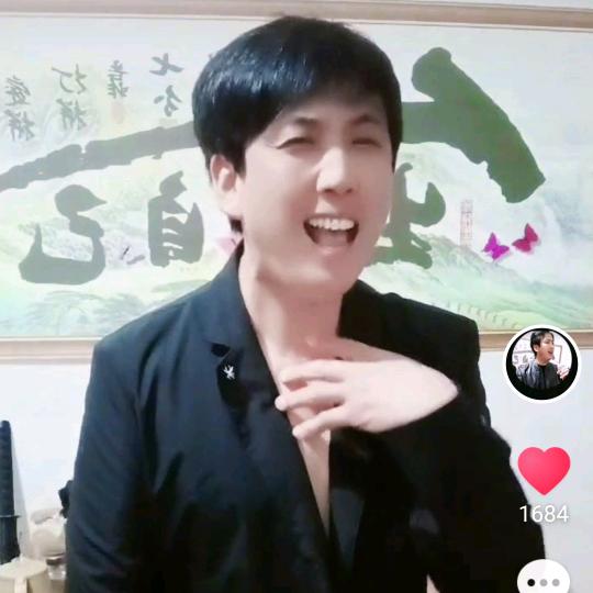 凡人