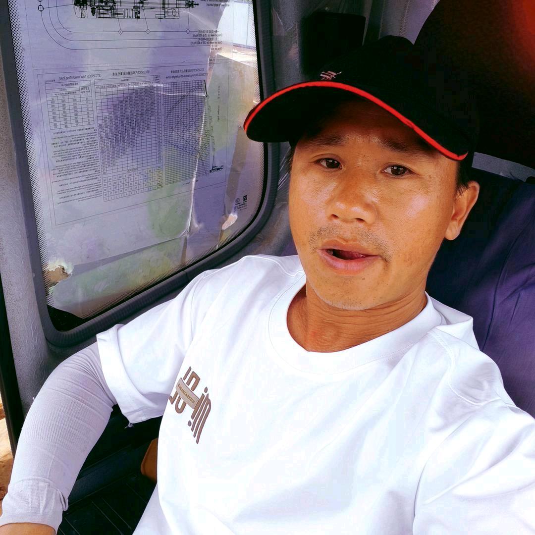 鹰潭吊车（蔡学兵）