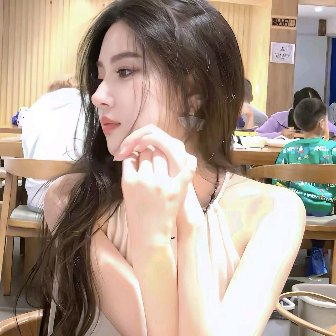 去幼儿园抢饭