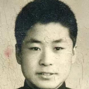 勤奋好学的老男生头像