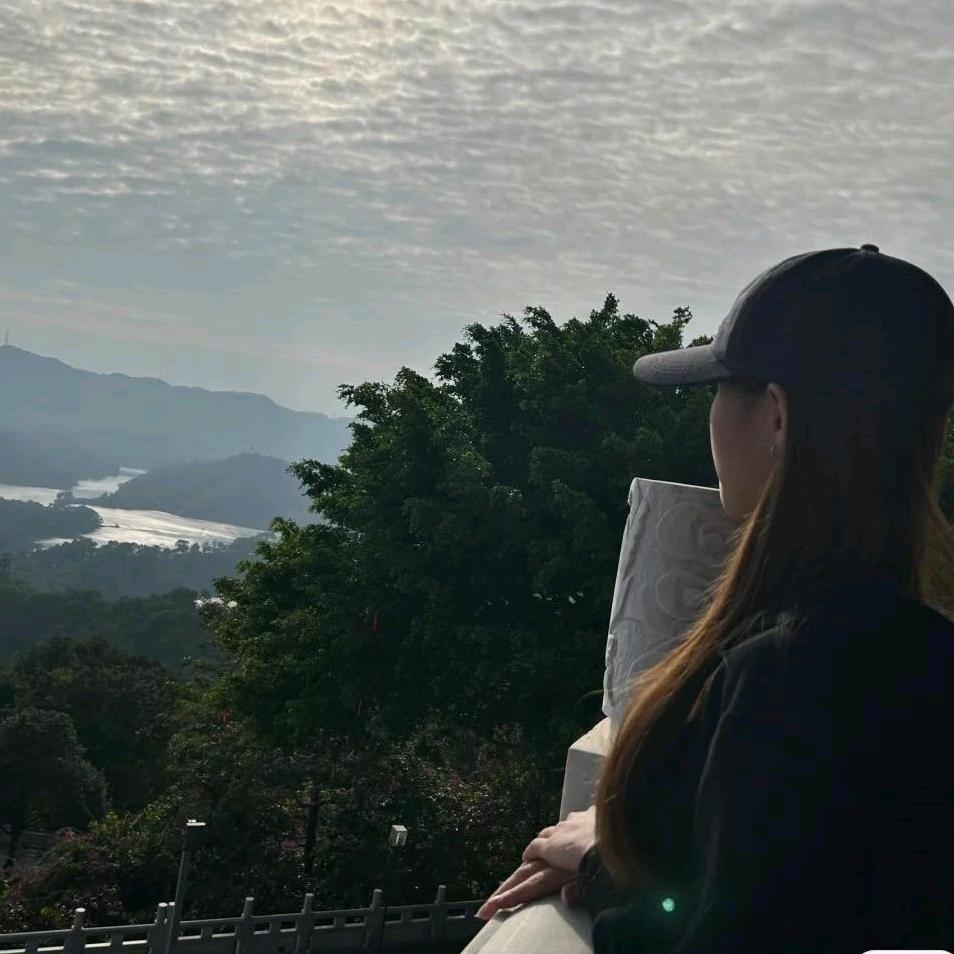 下雨的晴天☀️