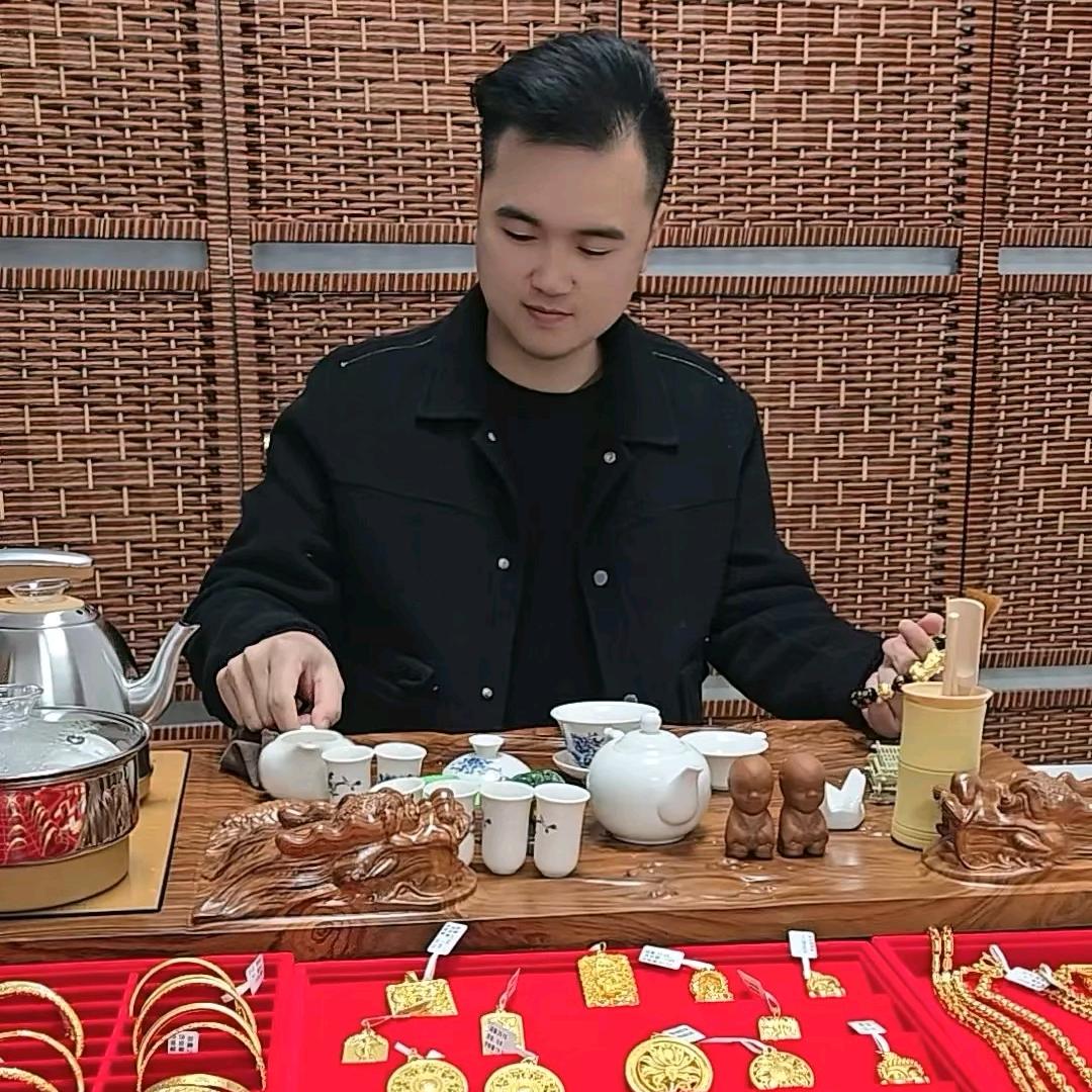 潜江市金如盈商贸行