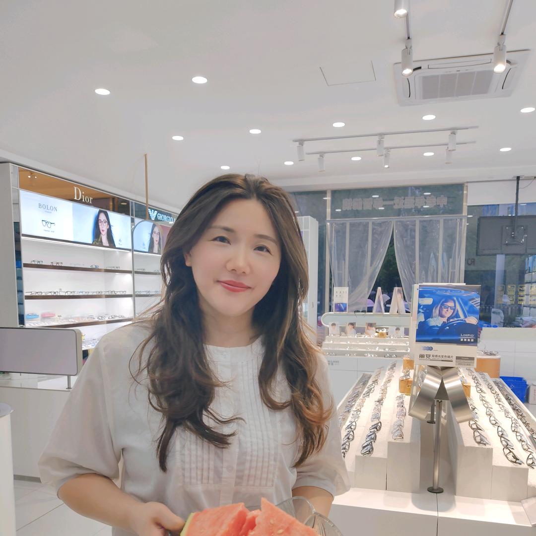 睿晶眼镜—民族大道店