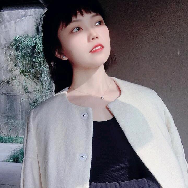 伊伊