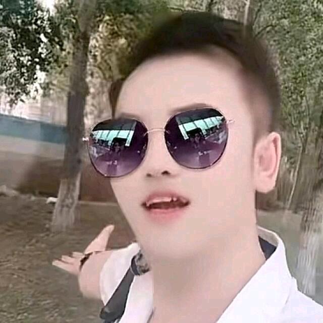 东北亮哥