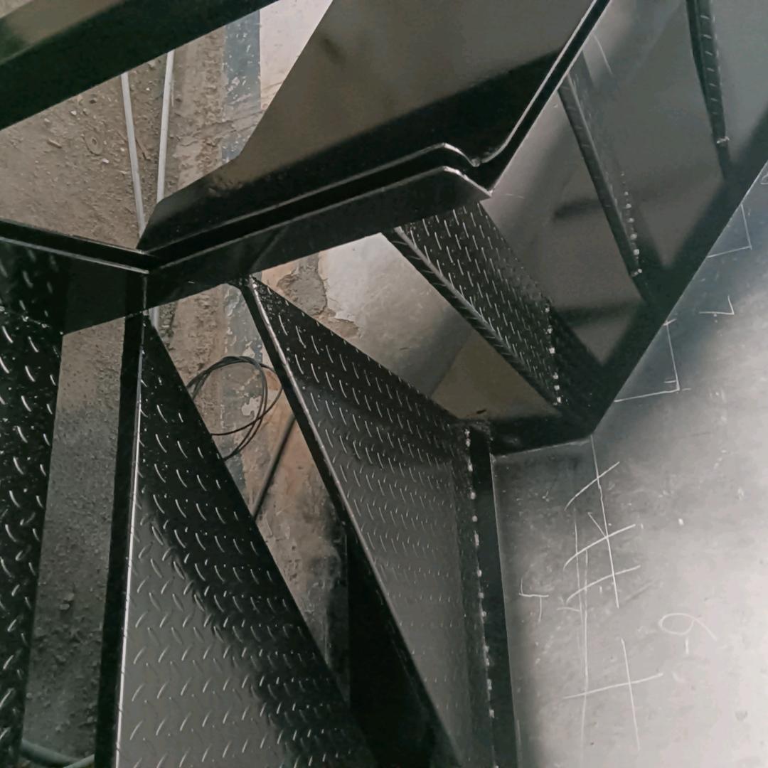 钢结构，阁楼，楼梯，制作加工