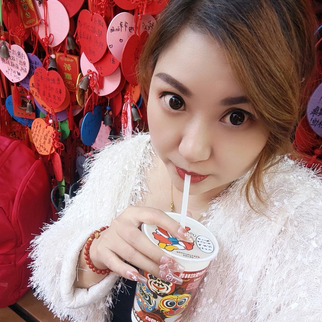 新世纪多麦（锦鲤小富婆）