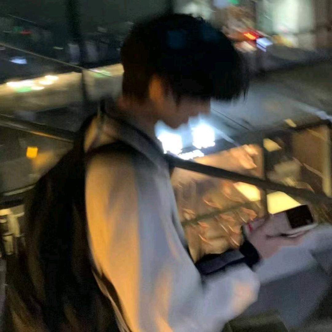 川川 王者荣耀带粉