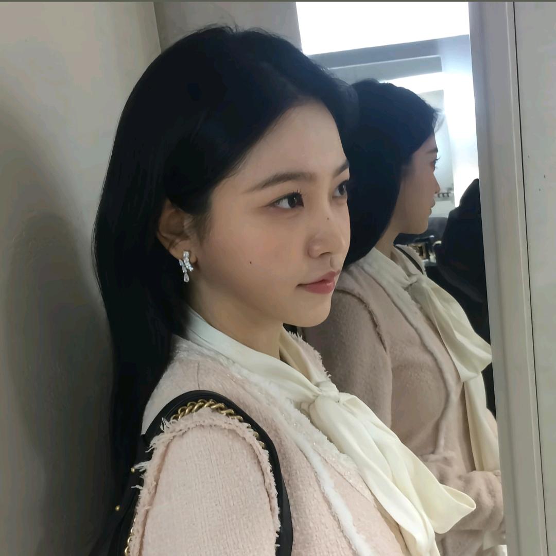 老板，来俩猪蹄