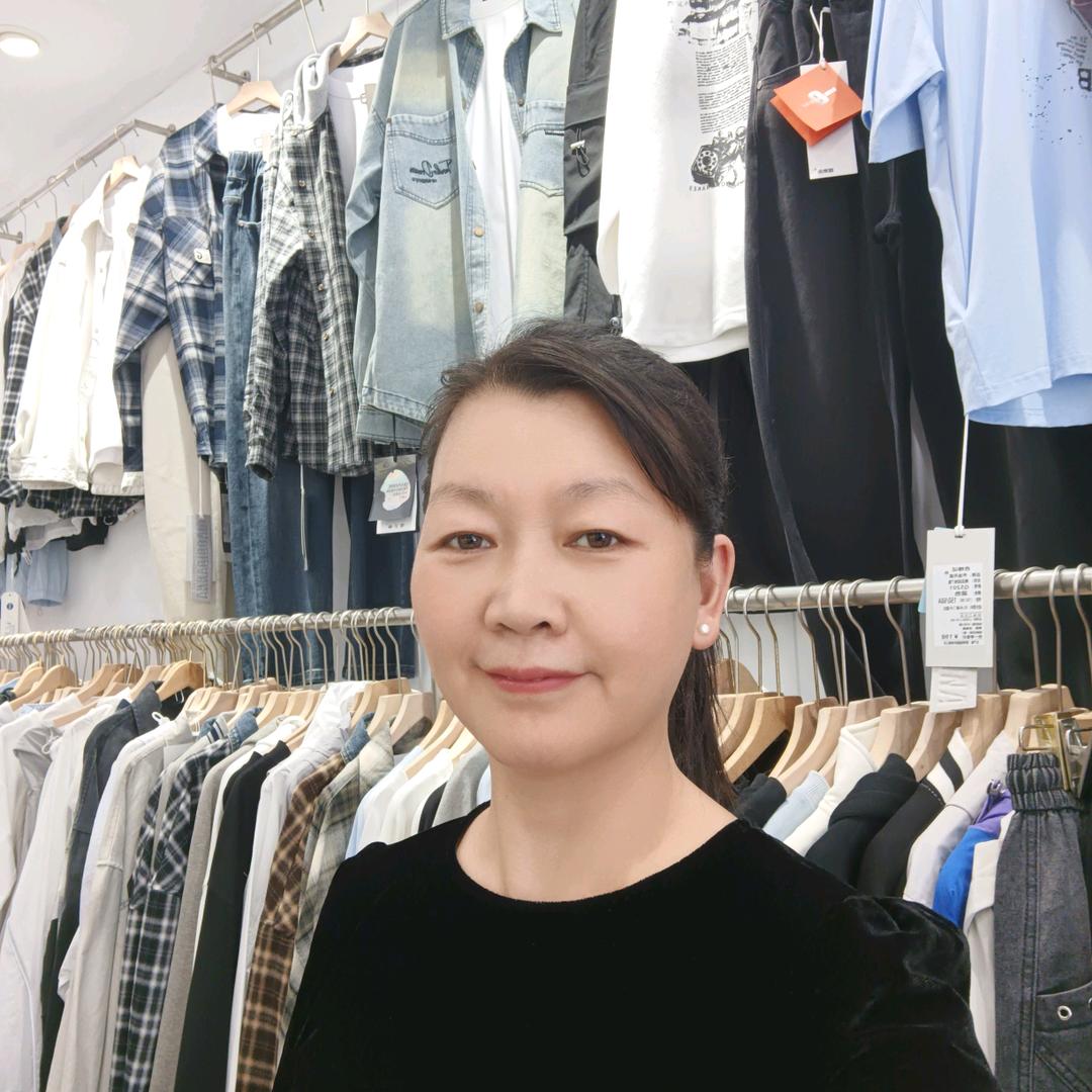霞姐:天门青少年装14年