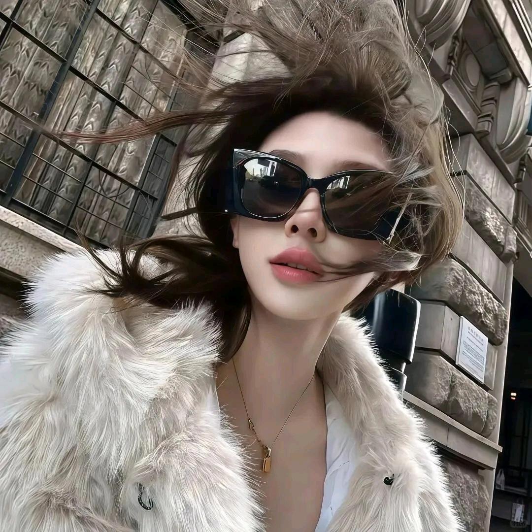 丝丝美女