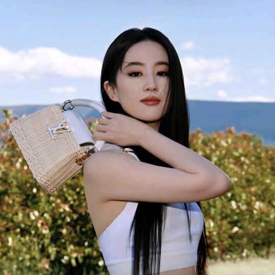 🍀💐开心🌺🍀快乐🌻🌹财运来