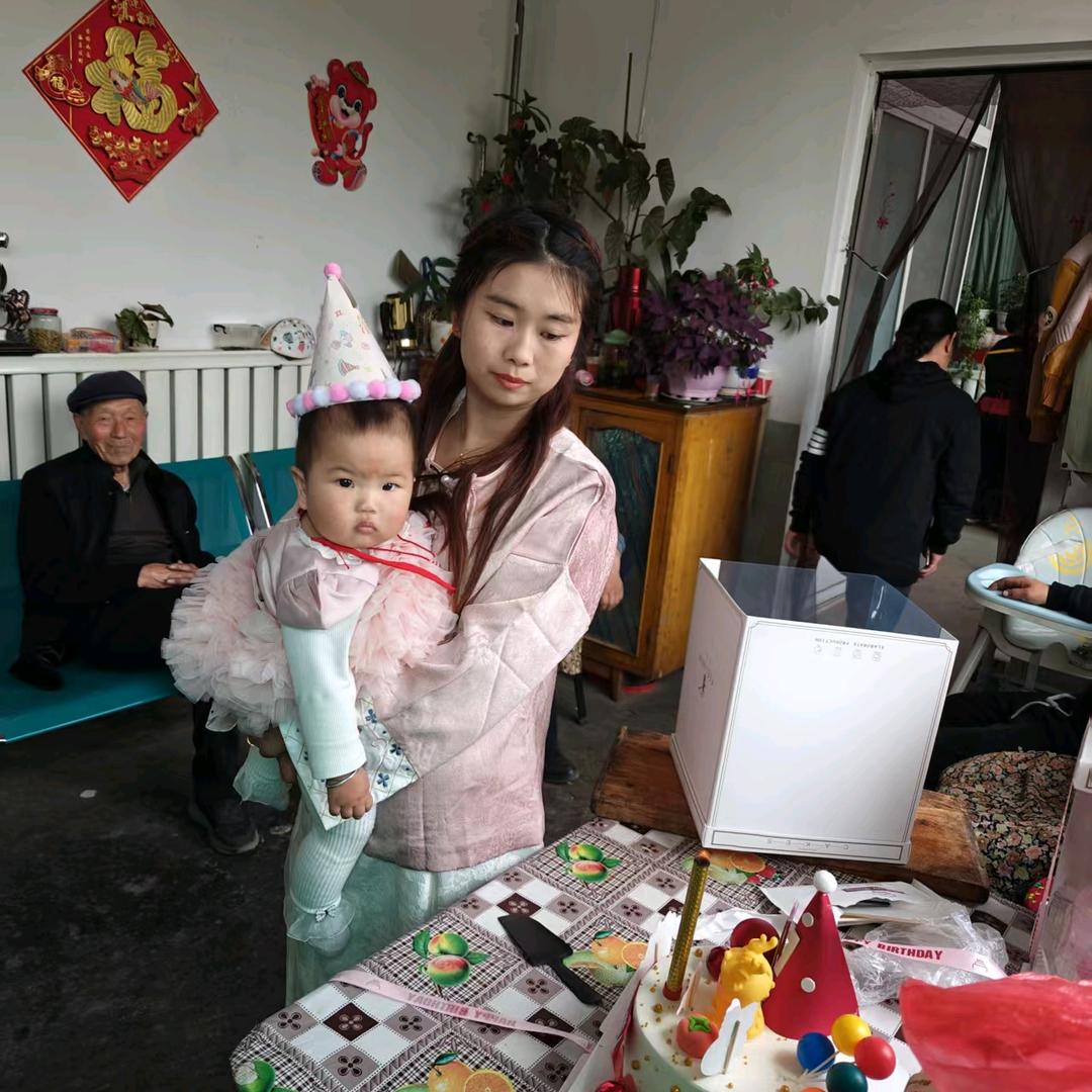 最幸福的三姐🌺