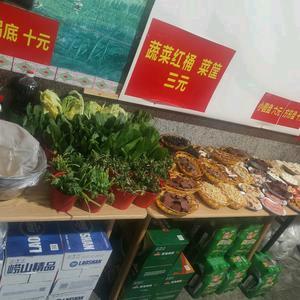 地摊烧烤火锅龙馨东门