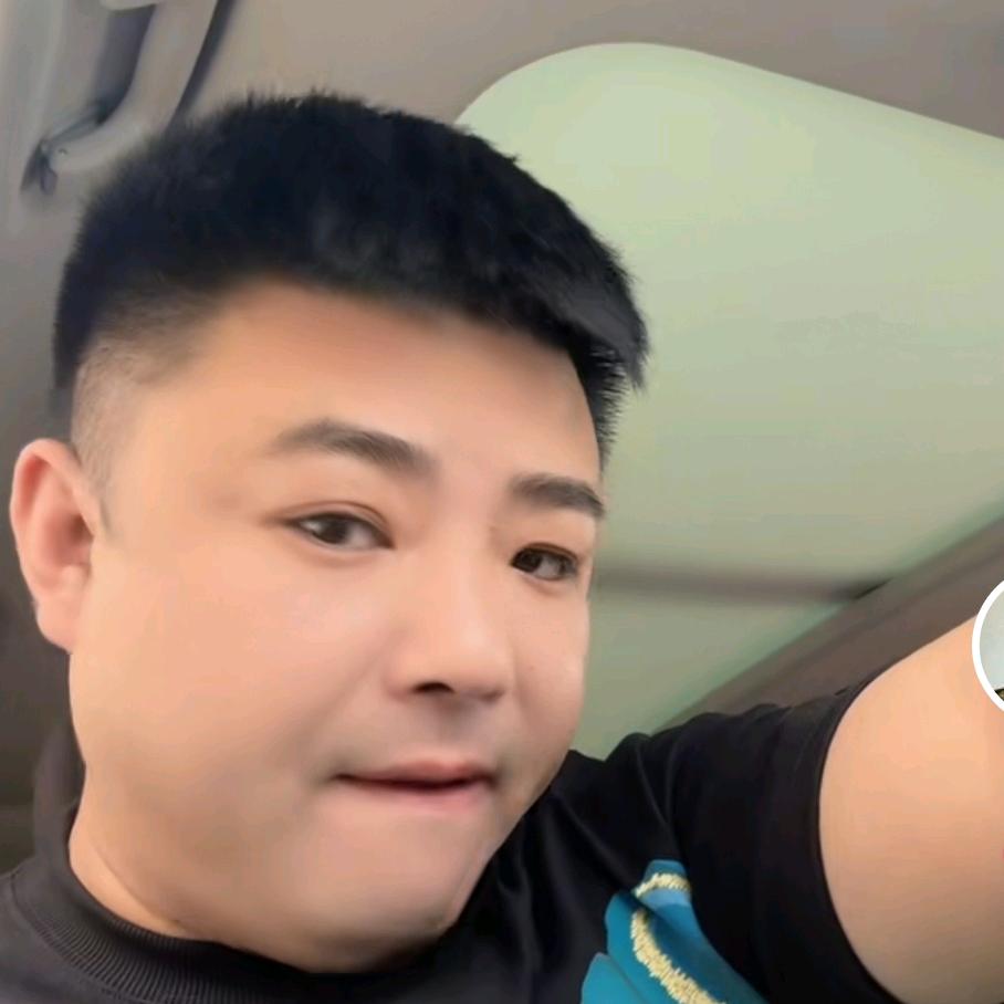 一⃢个⃢俗⃢人ᥫᬊ🐉HO୧⍤⃝ ོꦿ