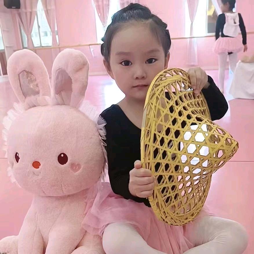 悦姐甜甜喔