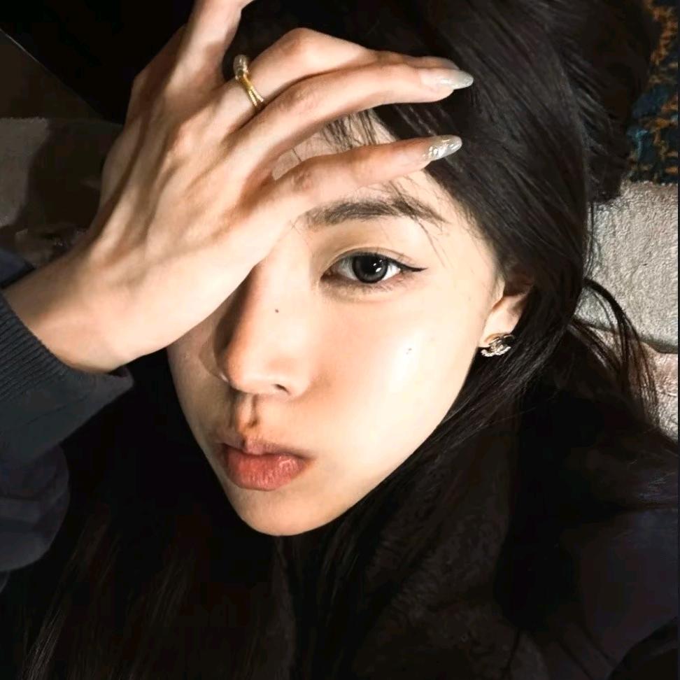 YiiTn9