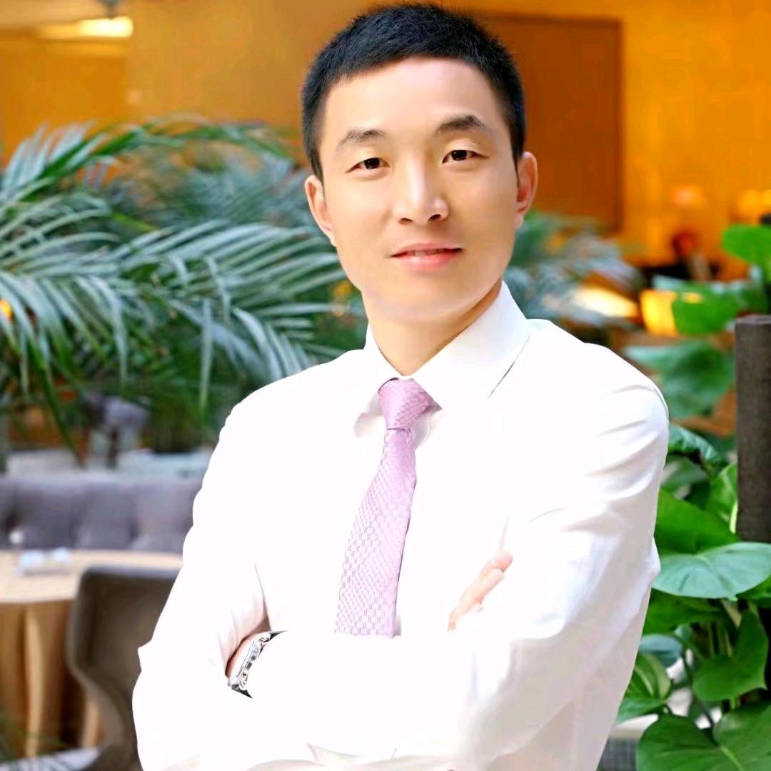 商洛国际会议中心经理任伟