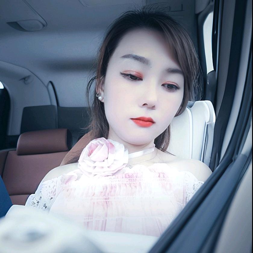 ᥫᩣᰱᐤ桃子依依落ᥫᩣᰱᐤ