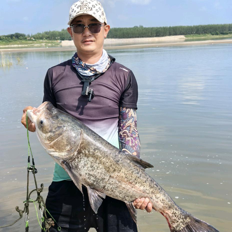 路哥爱野钓（免费加工鱼获）