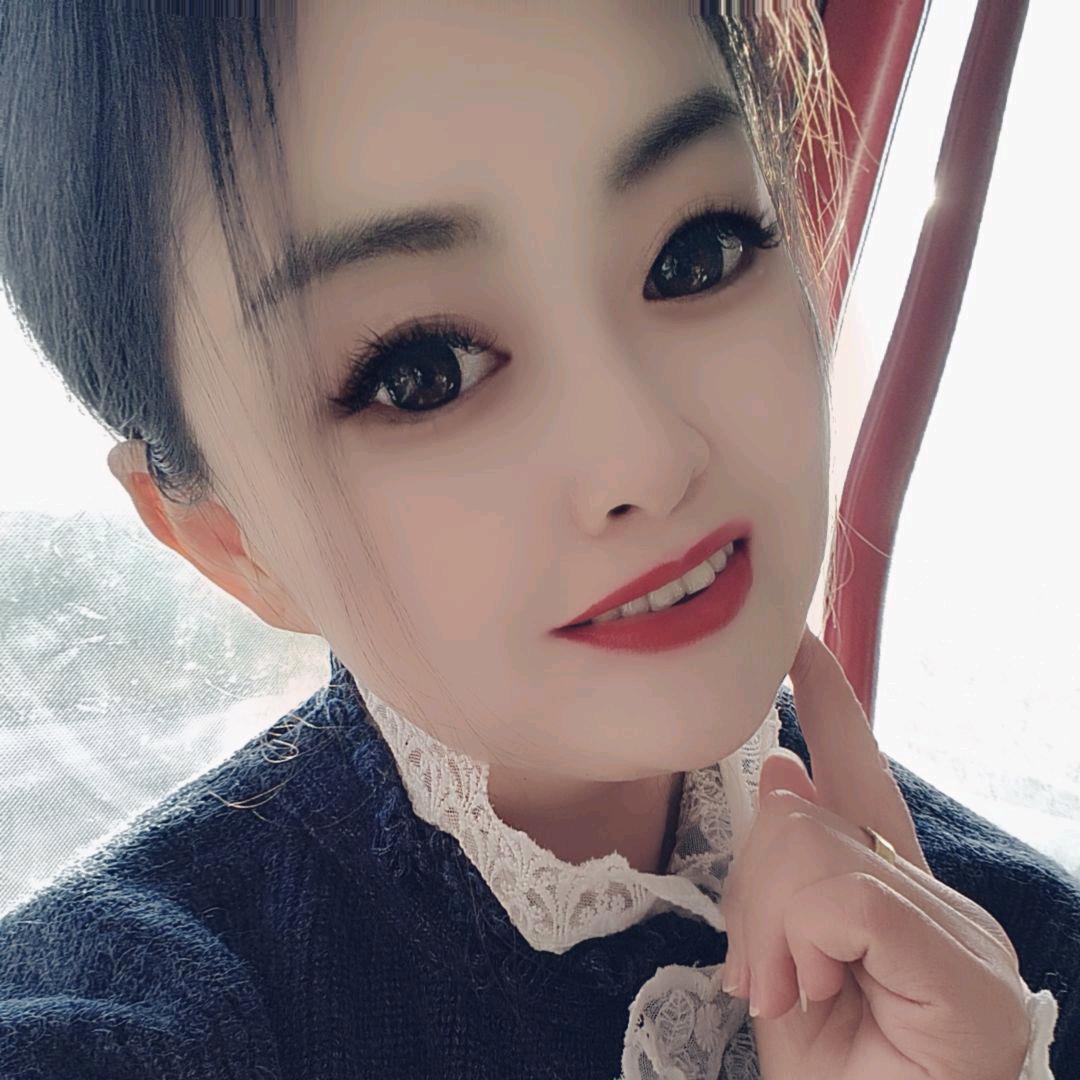 手掌心的小九拒闲聊