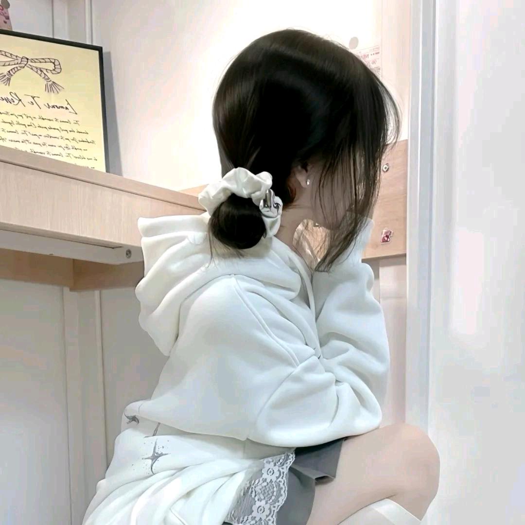 别致的柔弱
