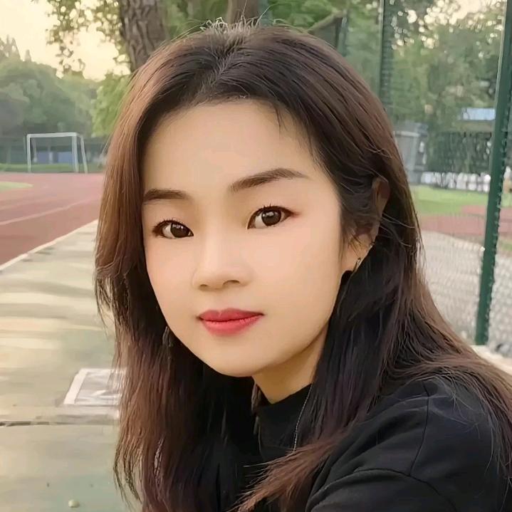 爱笑的傻丫头👬
