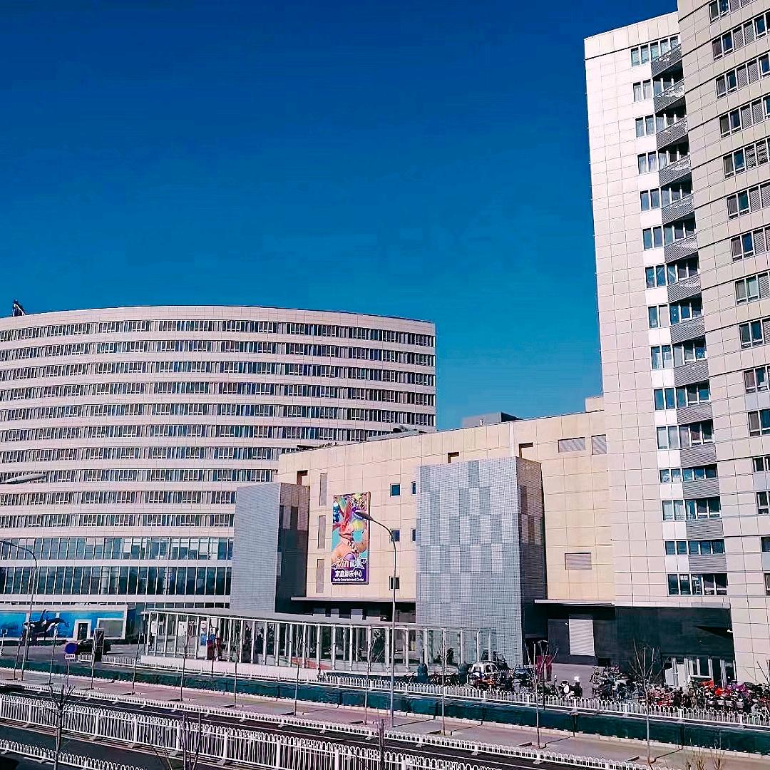 世界之花假日广场 物业租赁部