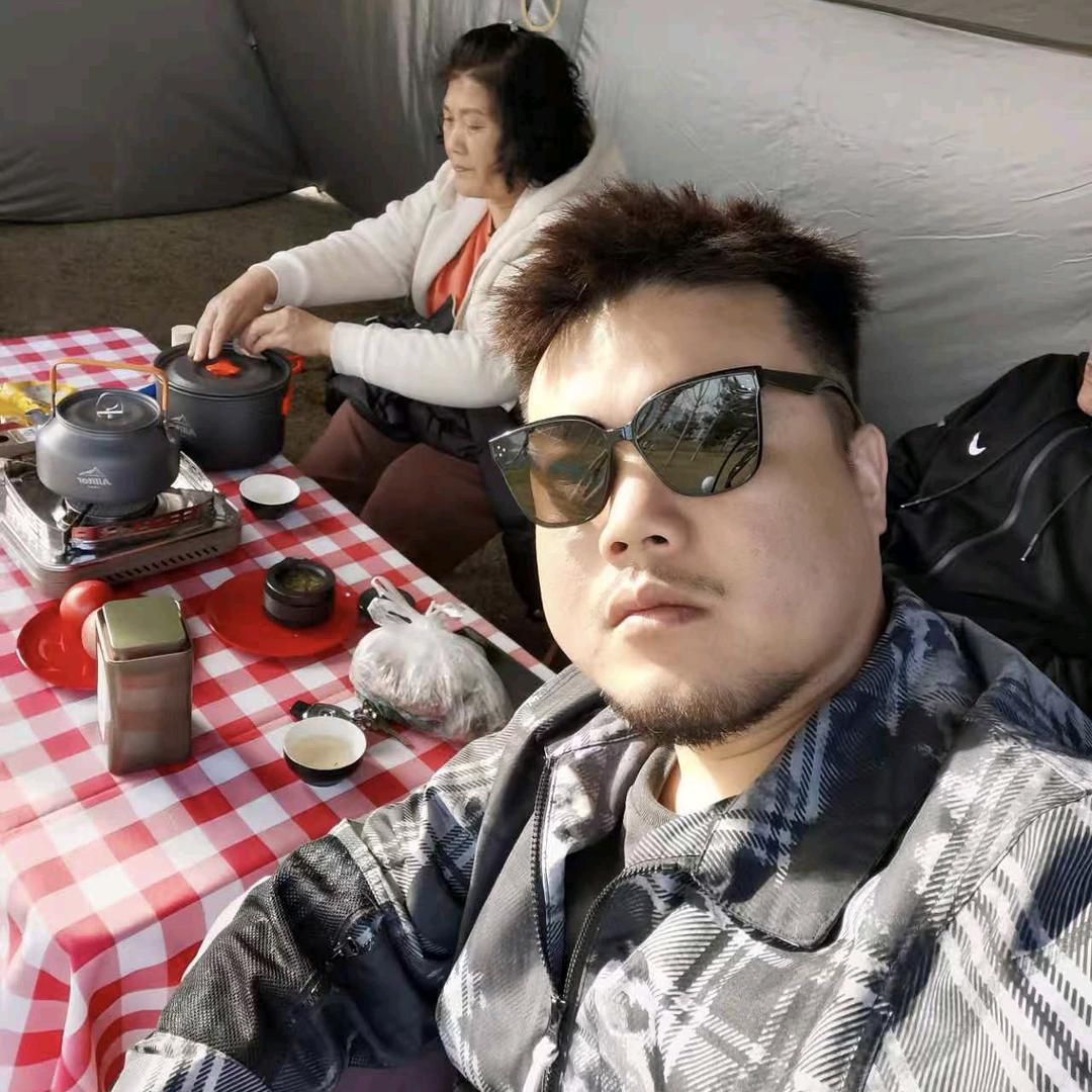 爱老妈的浩哥