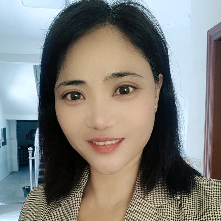 南方姐🌹开心的生活🌺