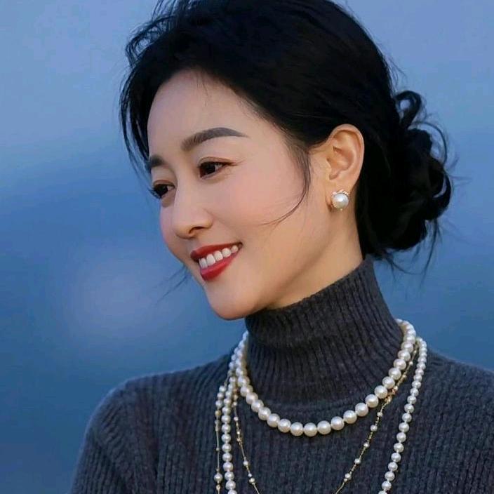 阿丽