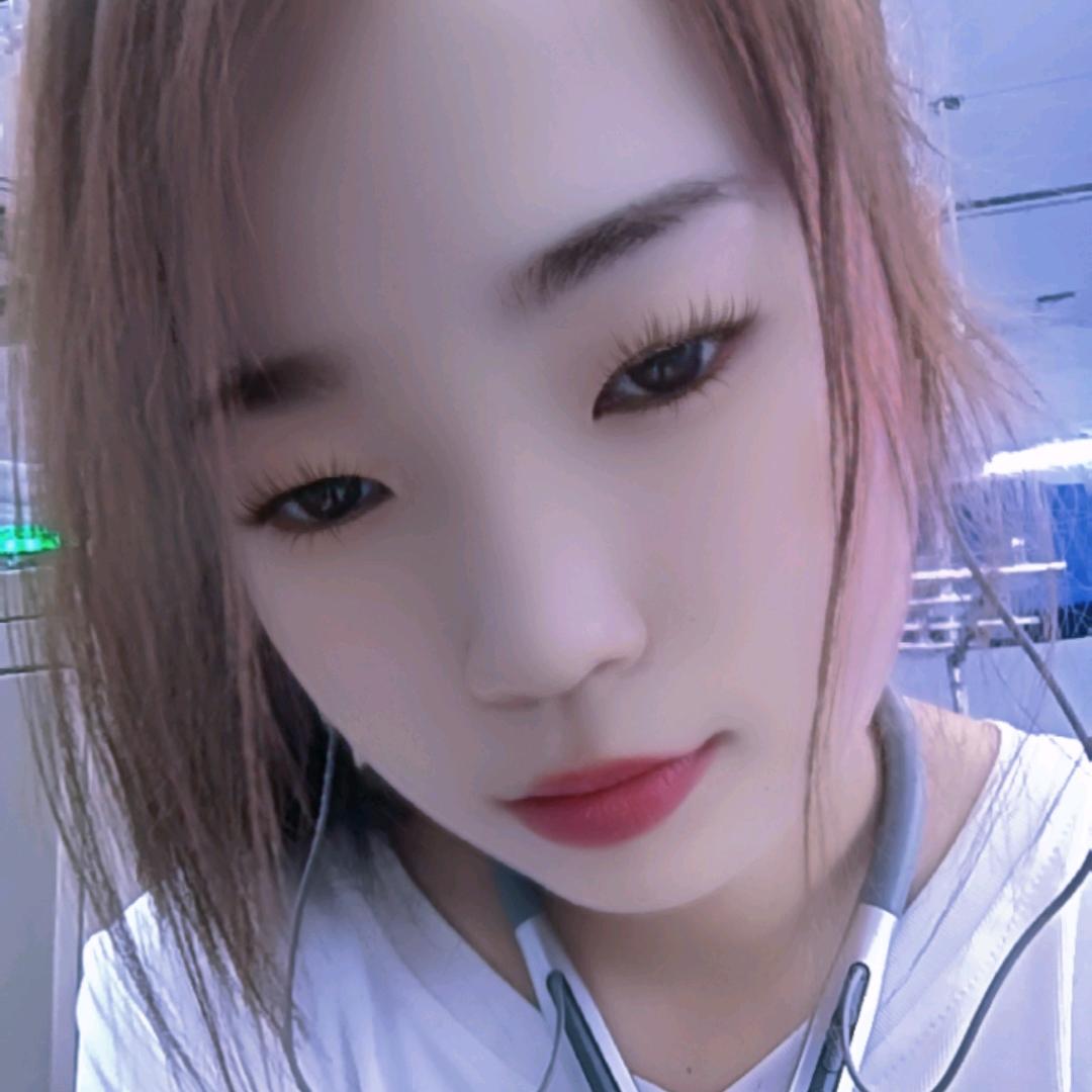 🥀 ໑ຼ微笑💔释怀꧔ꦿ᭄:: 🥀