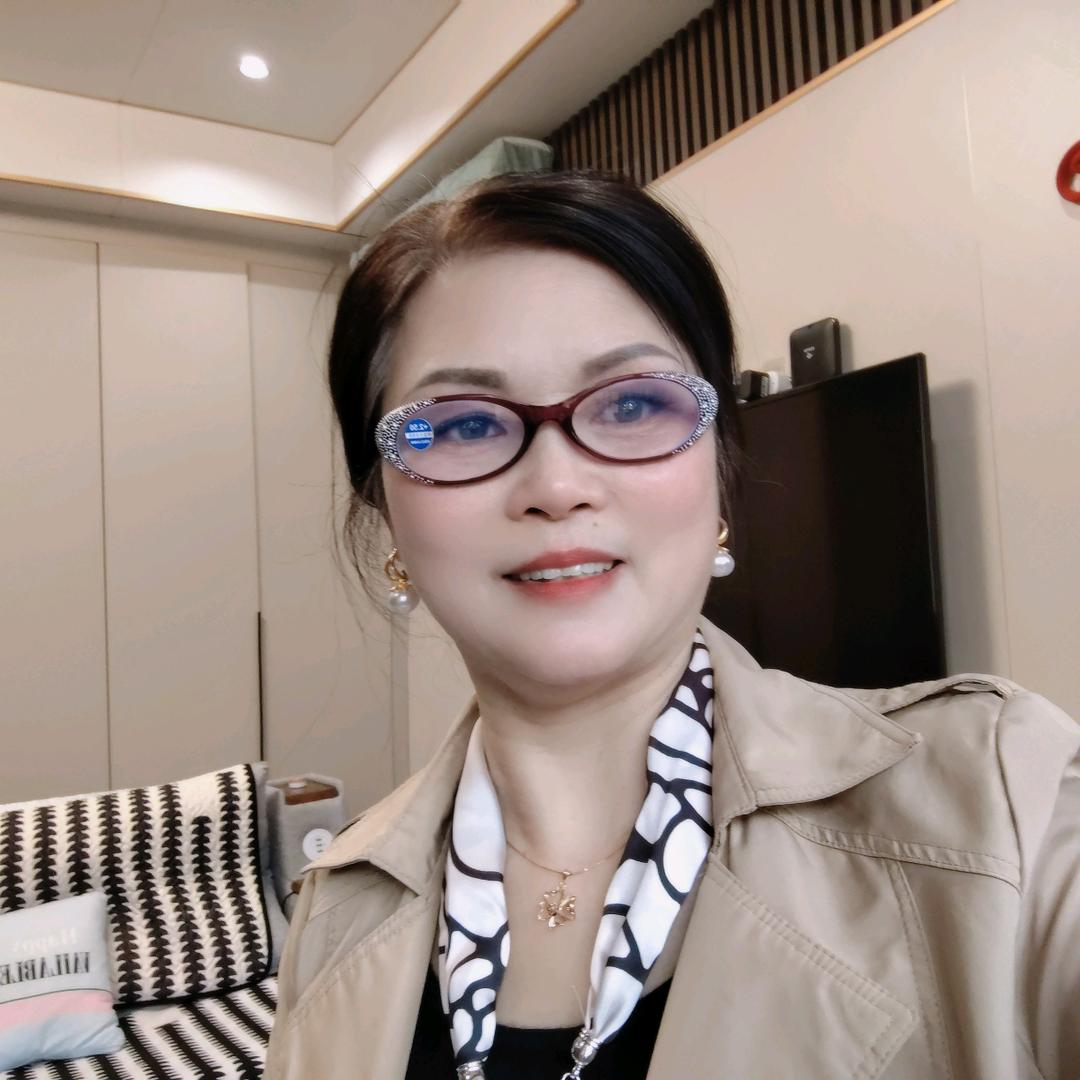 莲姐🎤（首播不定时）