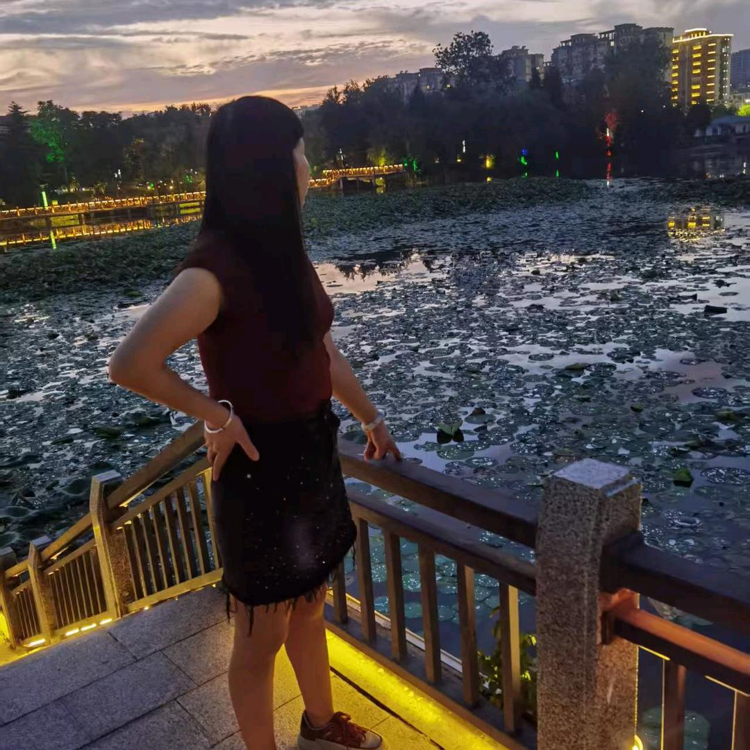 阳光灿烂