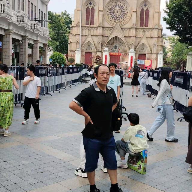 戚班长