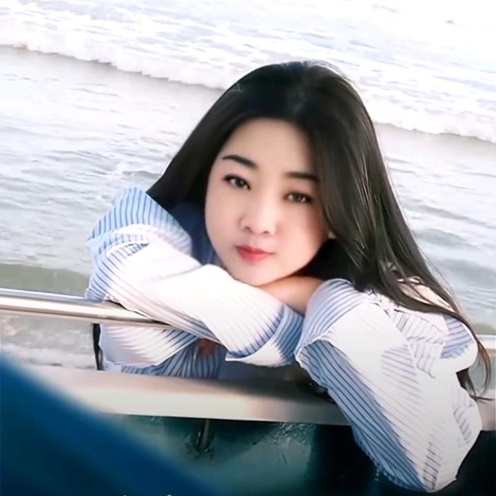 㜂孞