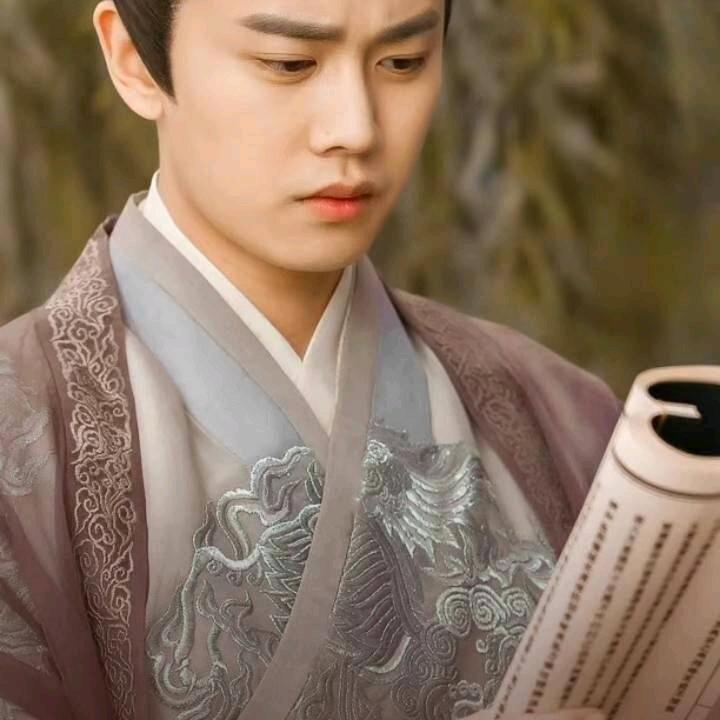 AAA天行健，君子以自强不息