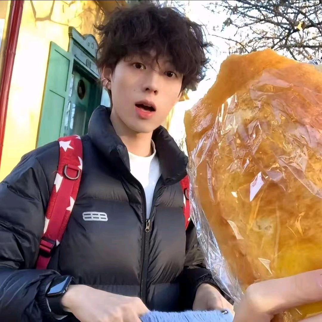 爱打三角洲的白菜