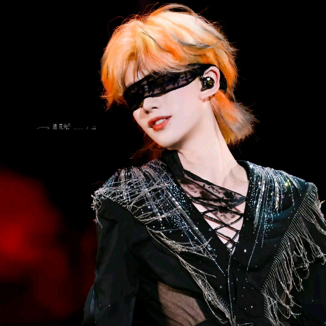 布丁橙星あ   루한