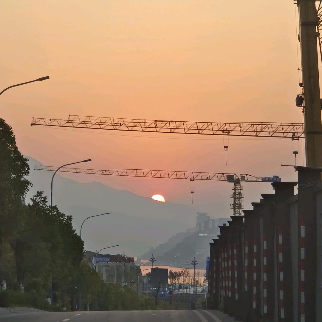 逆风而行⊙︿⊙