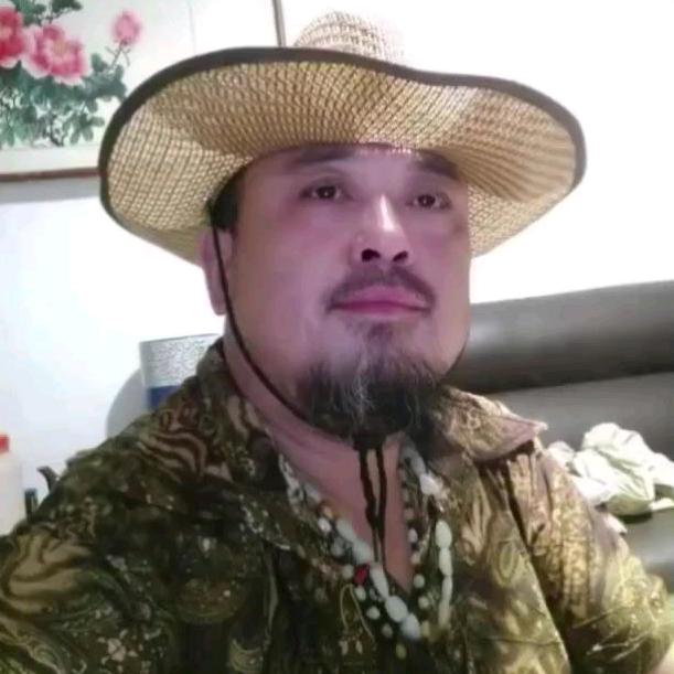 個交香友，单身，行者