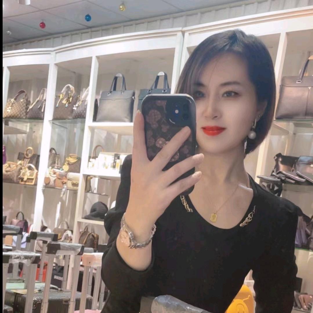 陈姐，爱好健身