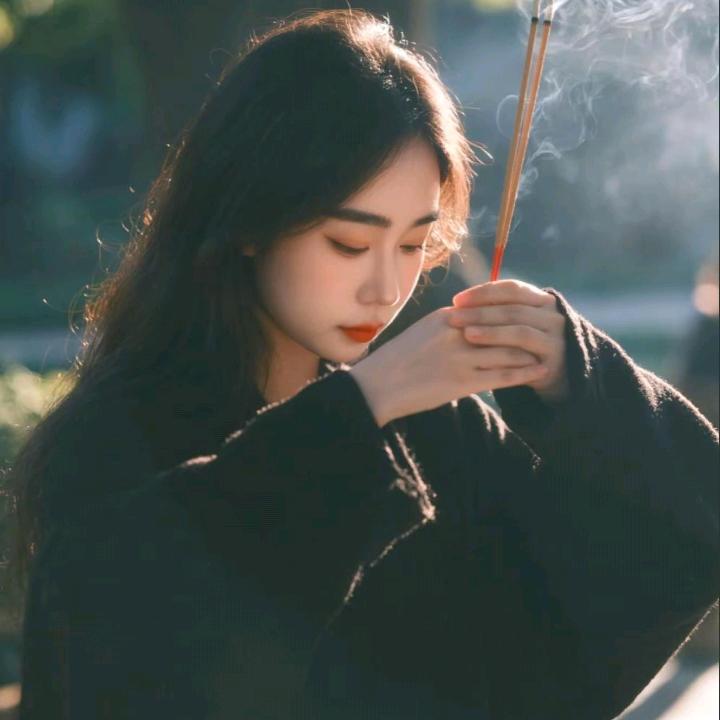 柒月美妆-娇娇