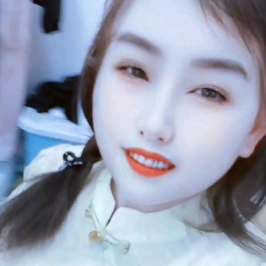 《闺蜜衣橱》实体店女装