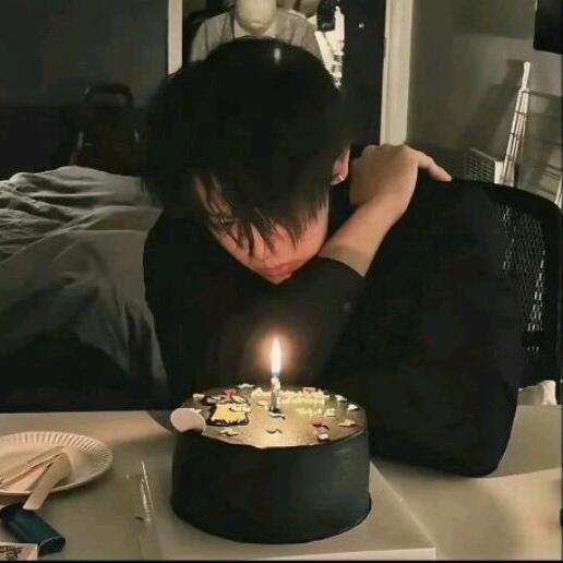 小y